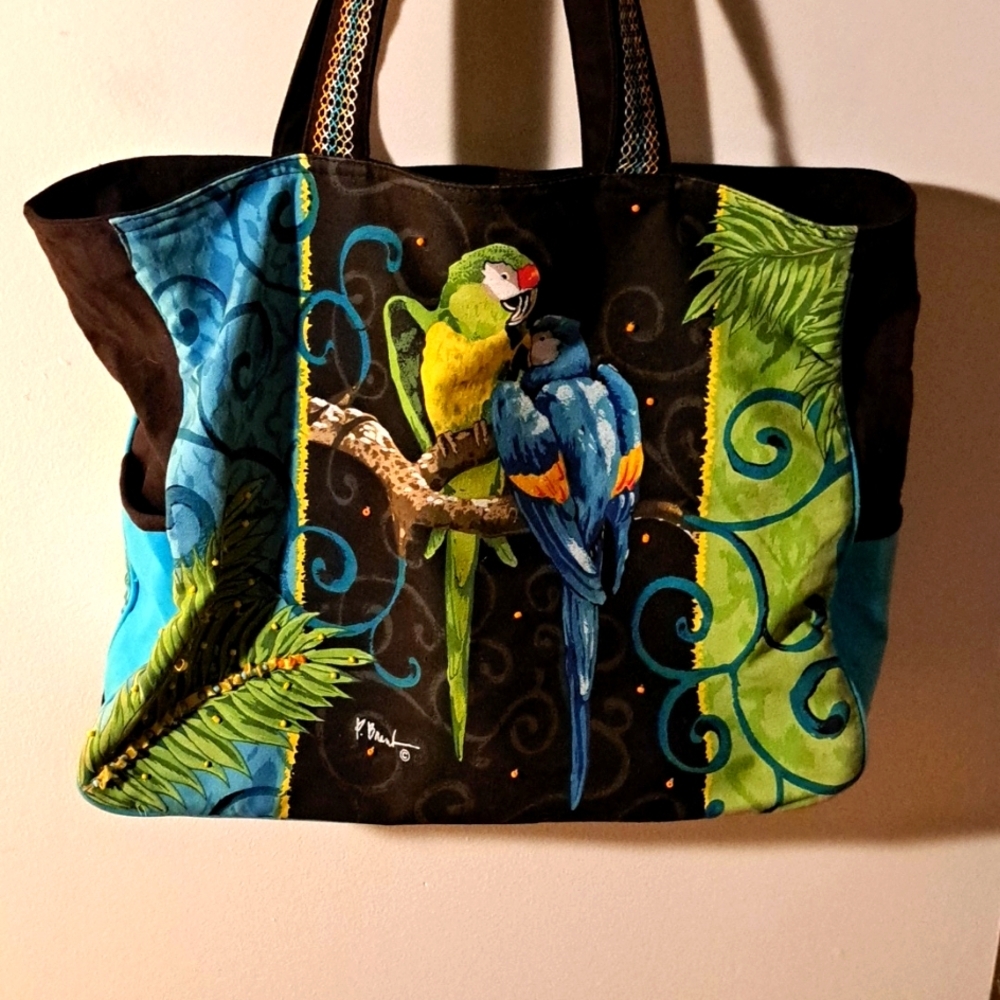 #73 Parrot Paul Brent Beach Bag